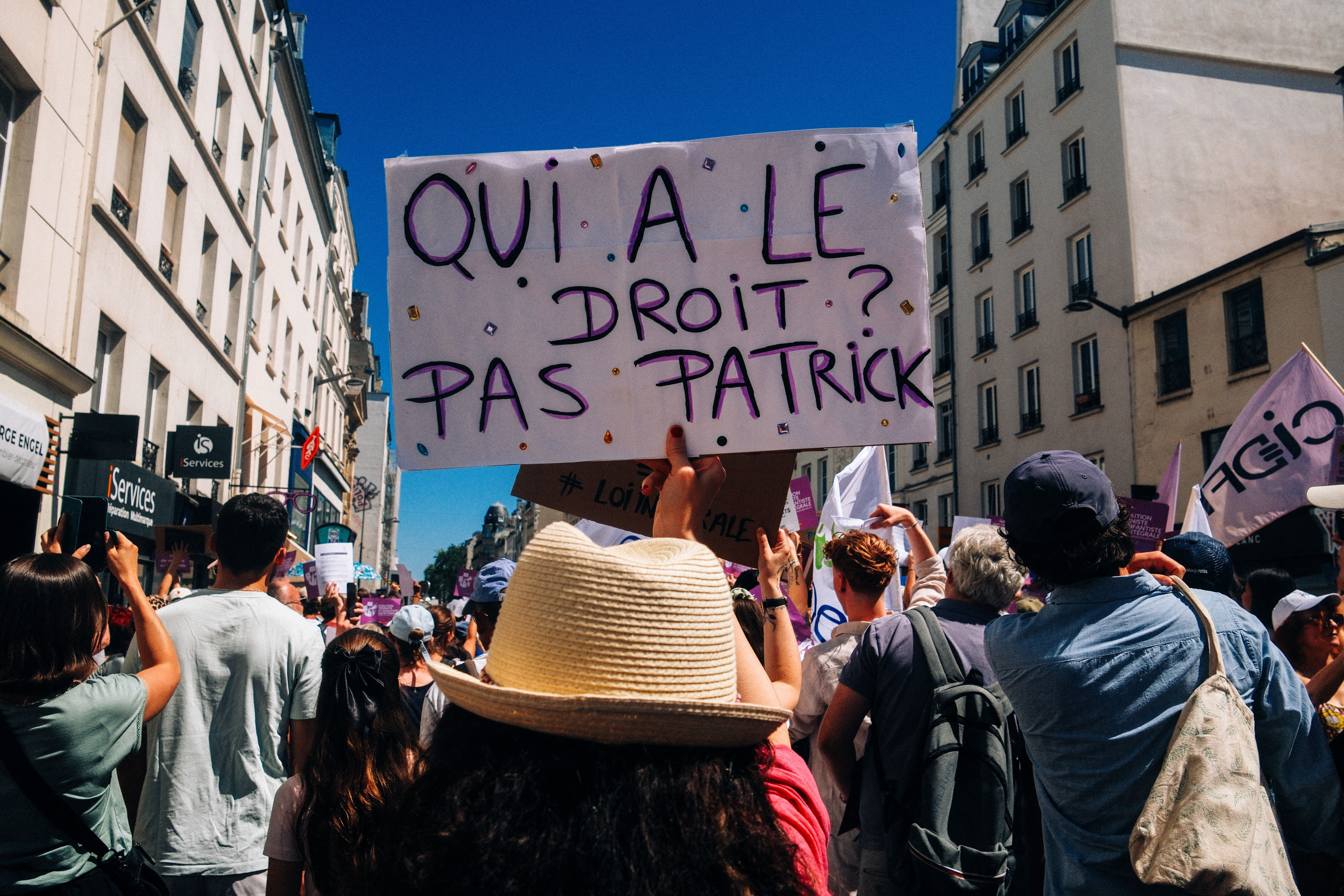 Nancy et Amnéville: Des associations veulent l'annulation des concerts de Patrick Bruel en Lorraine
