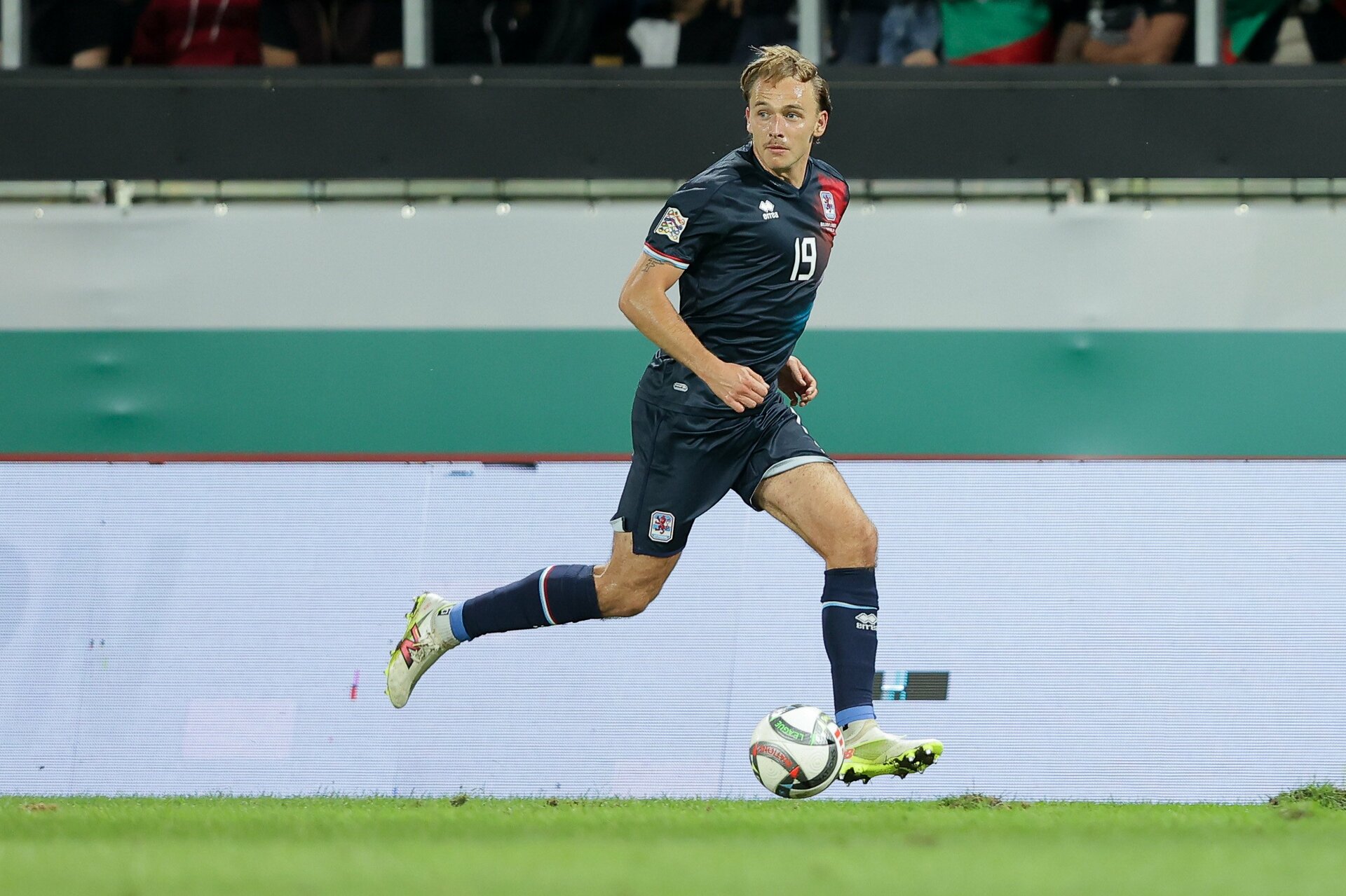 Lëtzebuerger Futtballer am Ausland: Däitlech Victoire fir de Grazer AK mam Mathias Olesen
