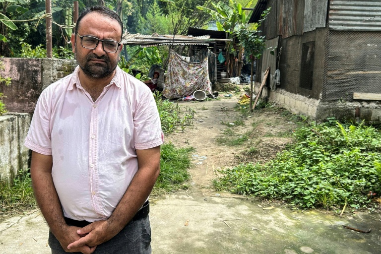 "Tout a été emporté": Au Népal, le principal qui a sauvé ses 900 élèves des eaux