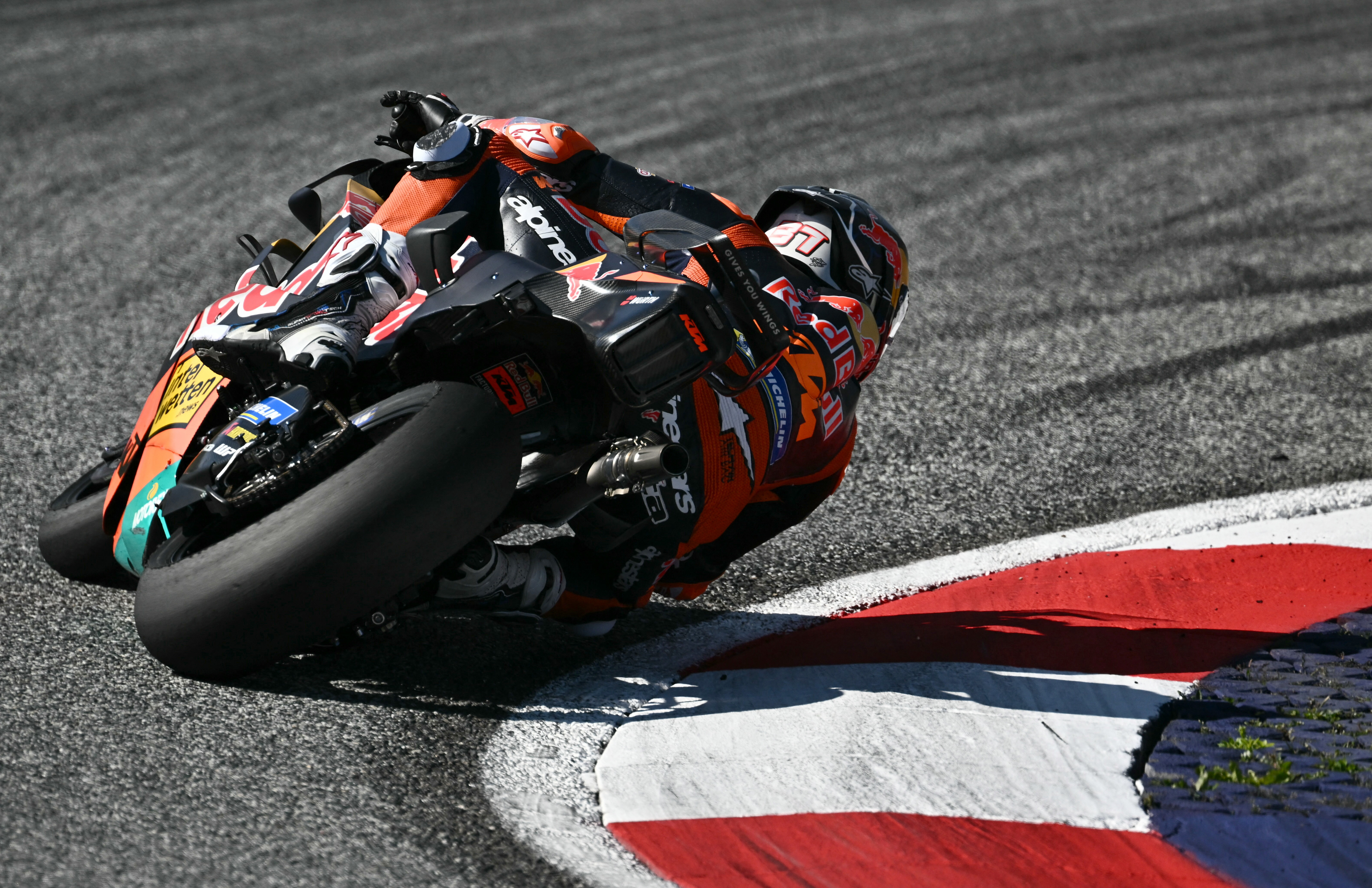 MotoGP/Autriche: Acosta enfin vainqueur, Martin domine Marquez