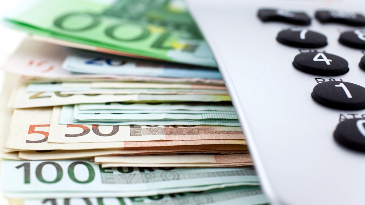 Le grand Écart: Mindestloun misst 34 € an d’Lut goen, sou d’IGSS – 303 €, sou d’Chambre des Salariés