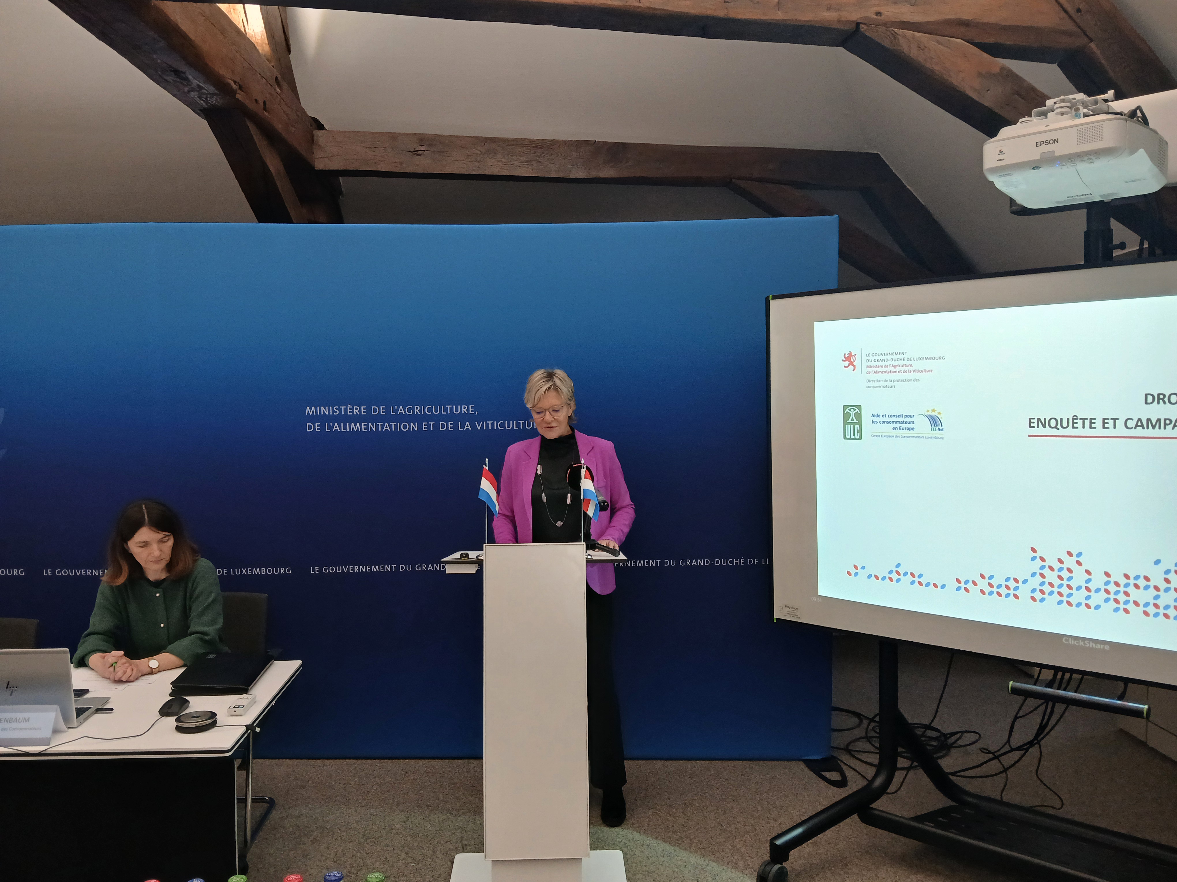 Consumer awareness: Luxembourg turns to influencers to educate youth on rights