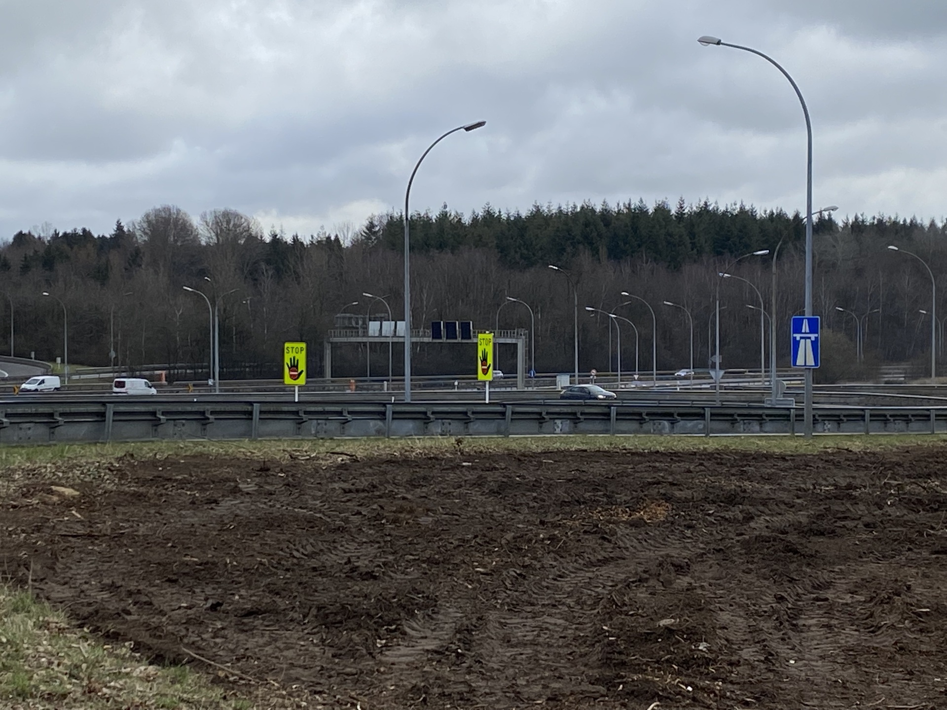 Tout ce week-end: L'autoroute A1 fermée dans les deux sens à hauteur de l'aéroport