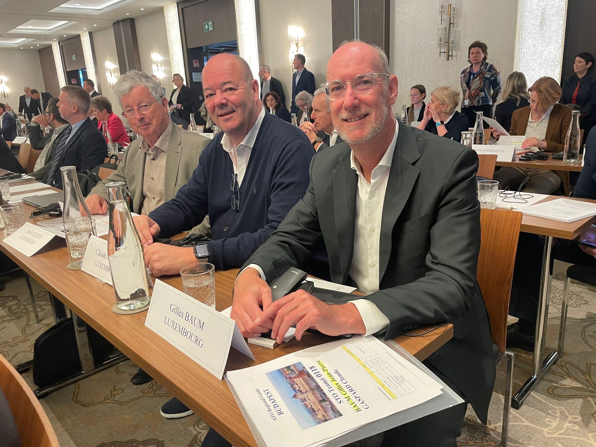 Witnessed dancing in the streets: Three Luxembourg MPs confirm free and fair vote in Hungary’s historic election