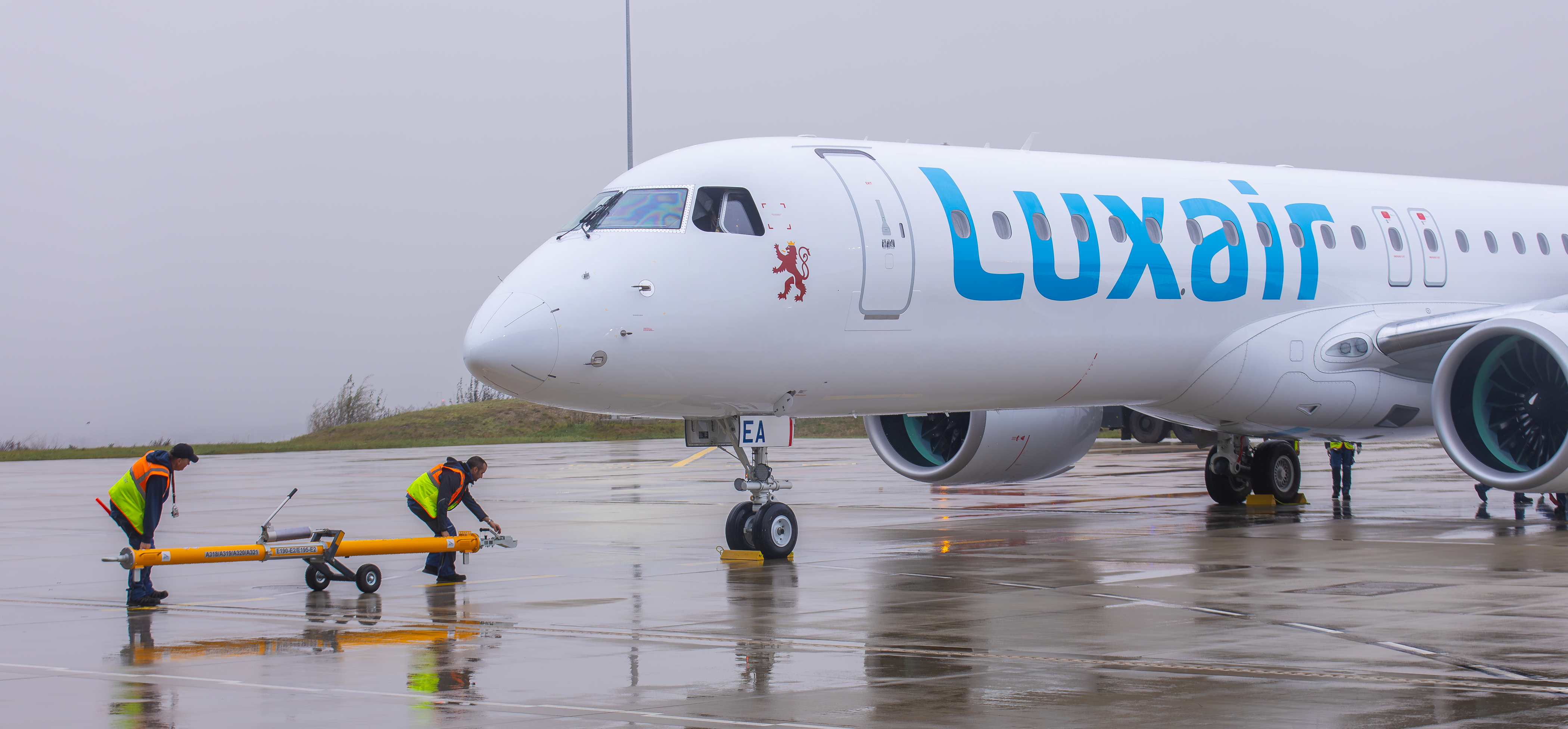 Neie Fliger aktuell bei 98%: Luxair erwaart sech Zouverlässegkeet vun Embraer-Flott vun 99,4 Prozent
