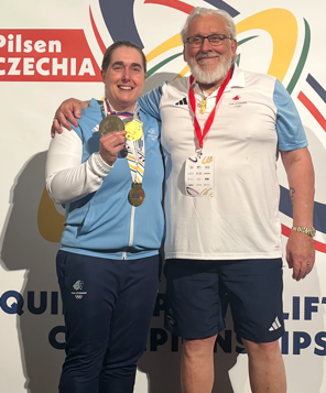 Equipped Powerlifting EM: Neie Weltrekord am Bänkdrécke fir d'Ankie Timmers