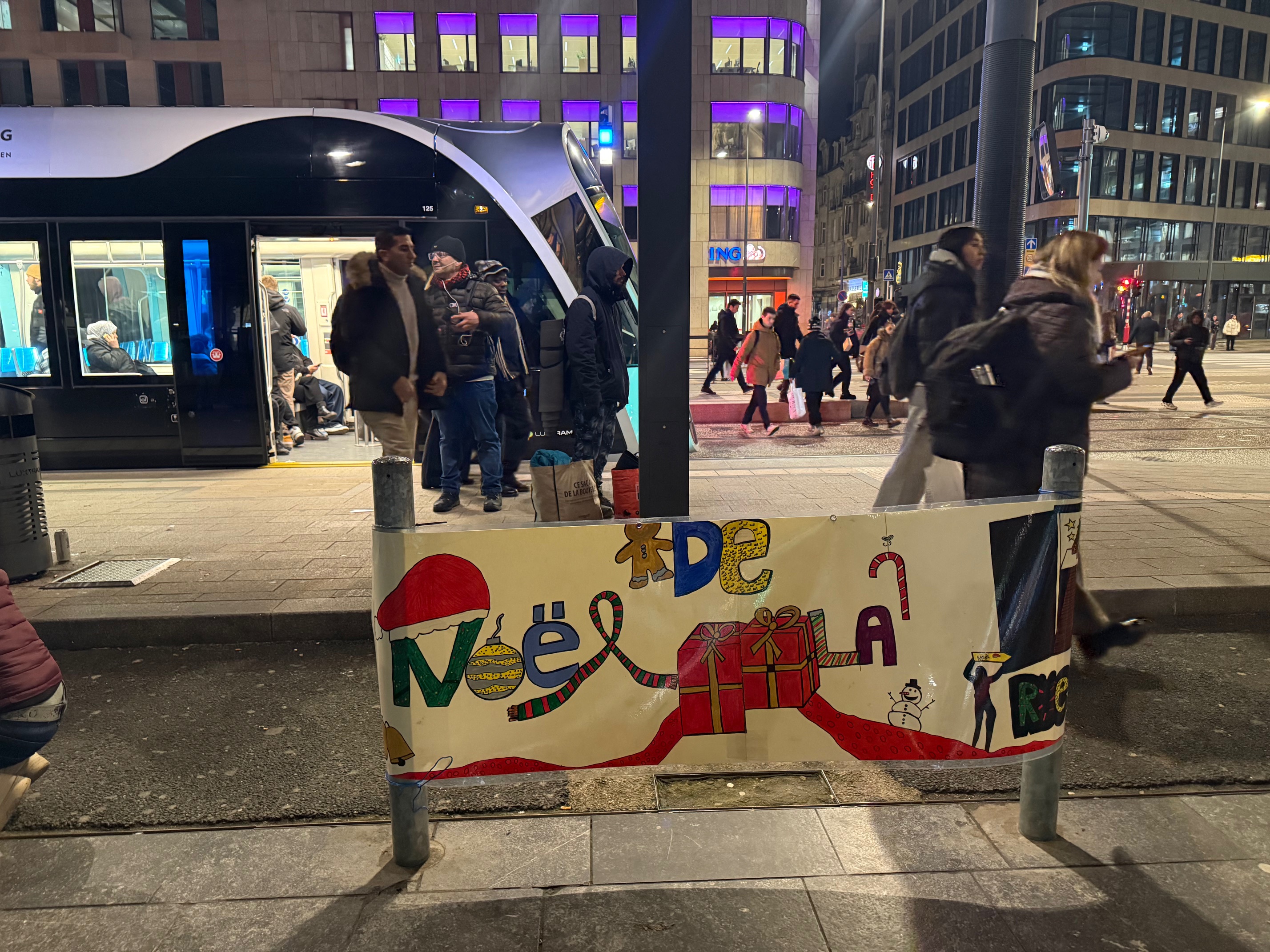 Noël de la Rue: Noël de la Rue: St Nicholas charity event highlights growing need in Luxembourg