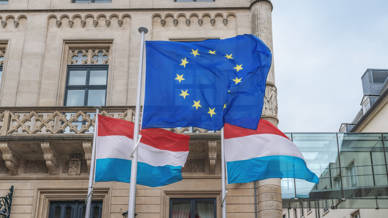 Deep dive: Deep dive: From left to right, where do Luxembourg's parties stand on the language(s) they use?