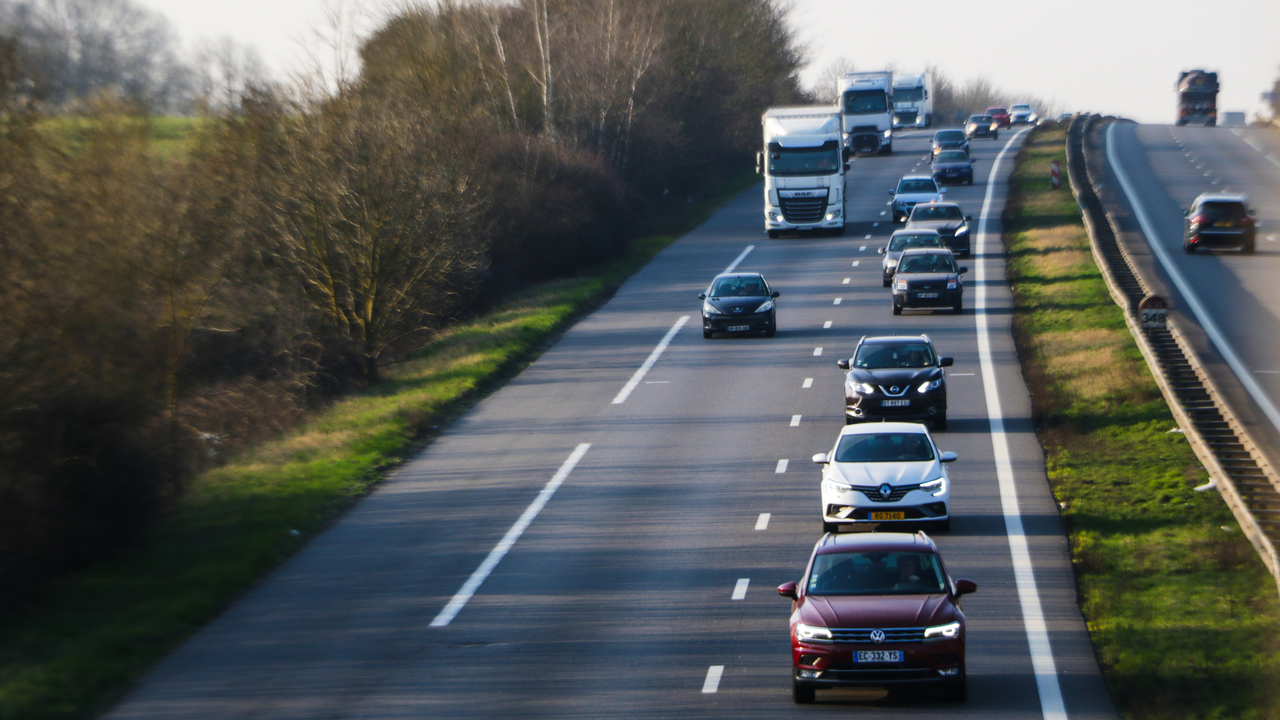Between Luxembourg and France:  Several kilometres of traffic jams on the A31 following accident