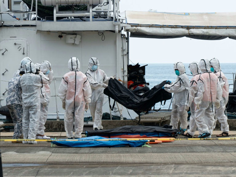 Le bilan s'alourdit: L'incendie sur un ferry aux Philippines a fait au moins 76 morts