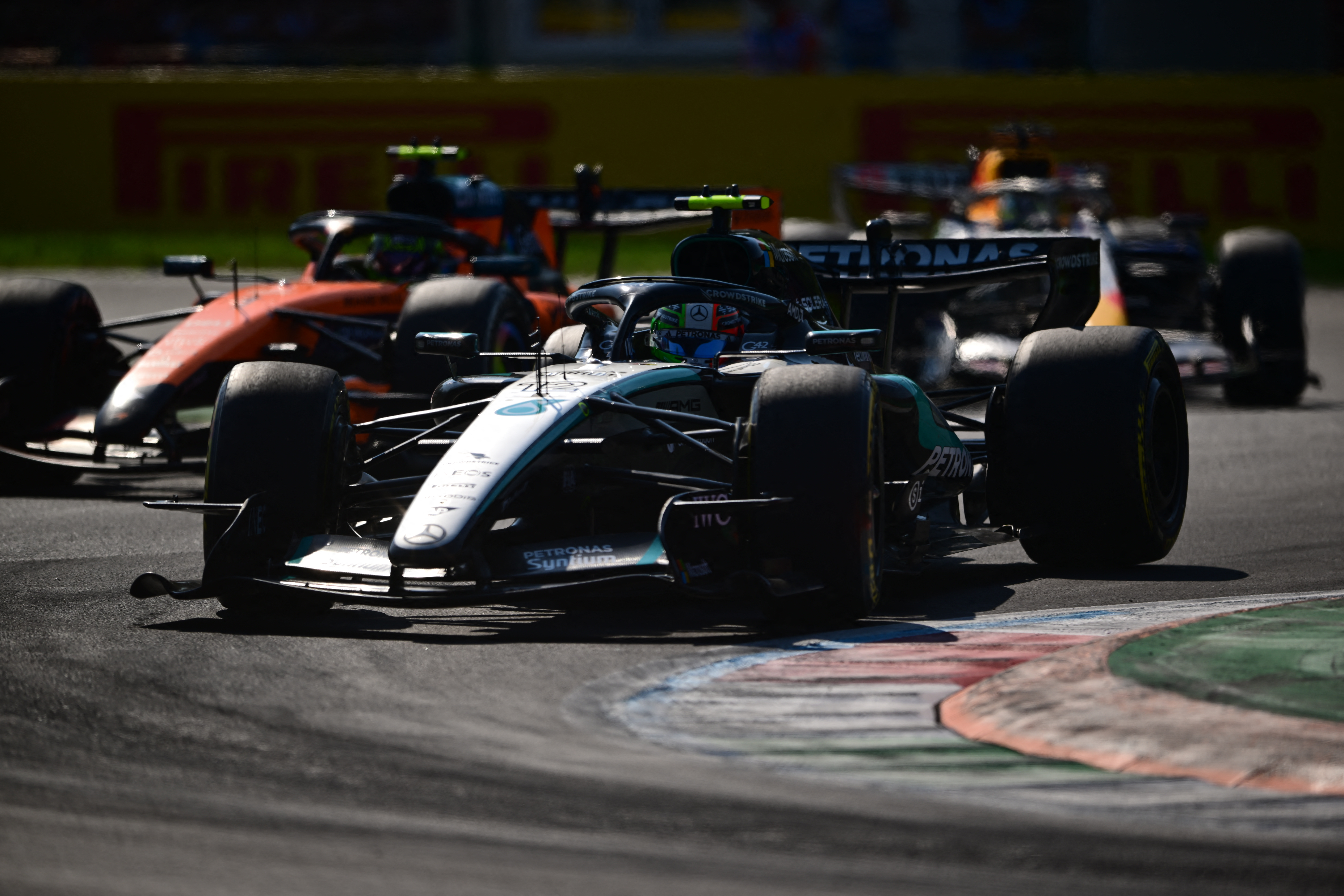 F1-Kalenner 2027 presentéiert: Formel 1 fiert rëm a Portugal an an der Tierkei, Sprint-Weekend zu Monte Carlo