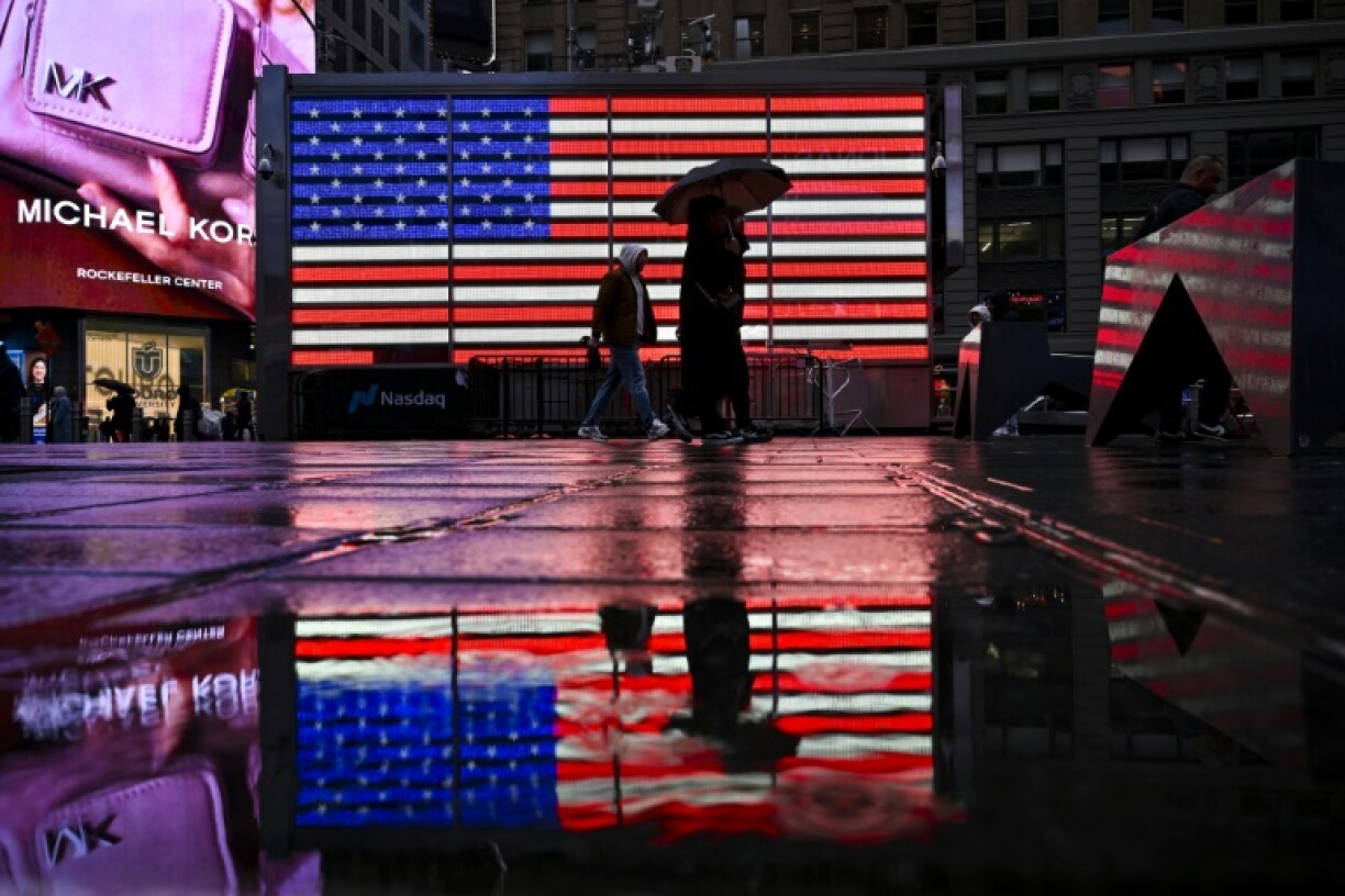 The US tourism sector could lose $12.5 billion this year as foreign visitors -- and their purses -- stay away