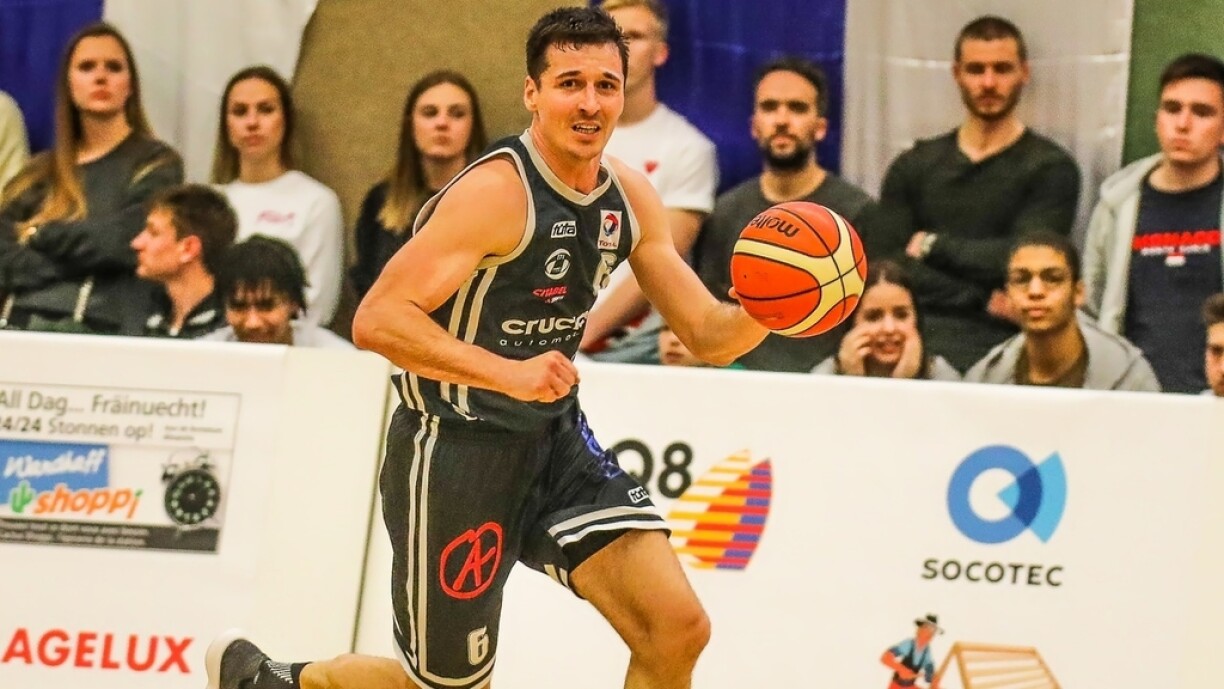 Den Eric Jeitz stoung dem Jeff Kettenmeyer als Expert zur Säit.