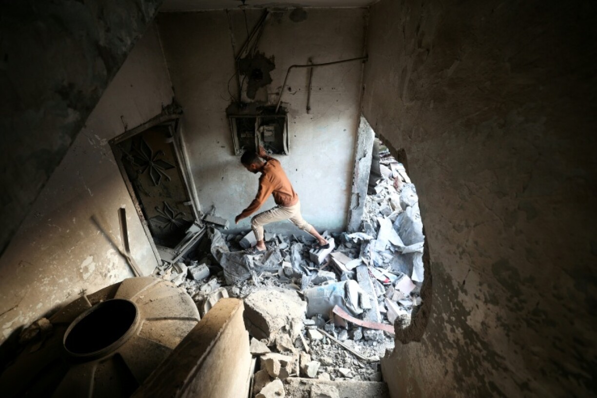 Une maison détruite par une frappe israélienne, à Nousseirat, dans le centre de la bande de Gaza, le 28 septembre 2025