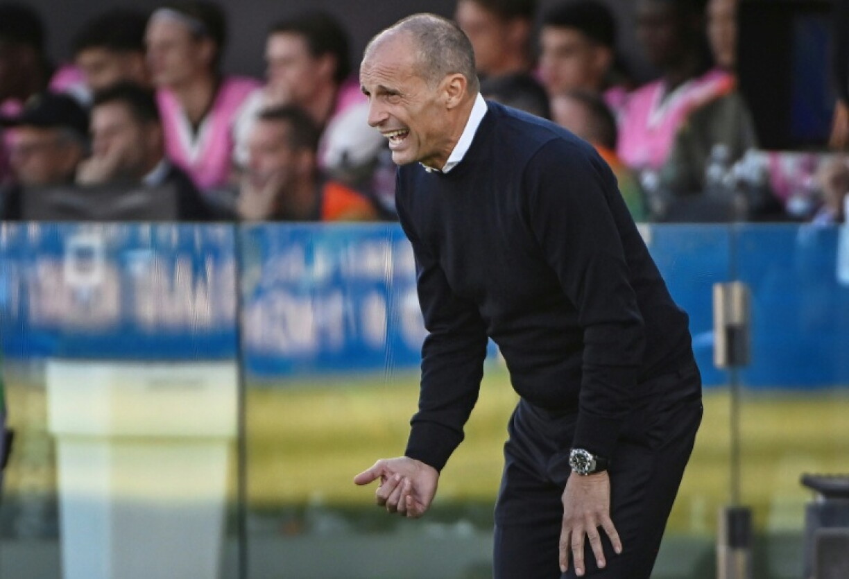 Napoli coach Massimiliano Allegri is not appealing against his two-match ban after his red card against Roma