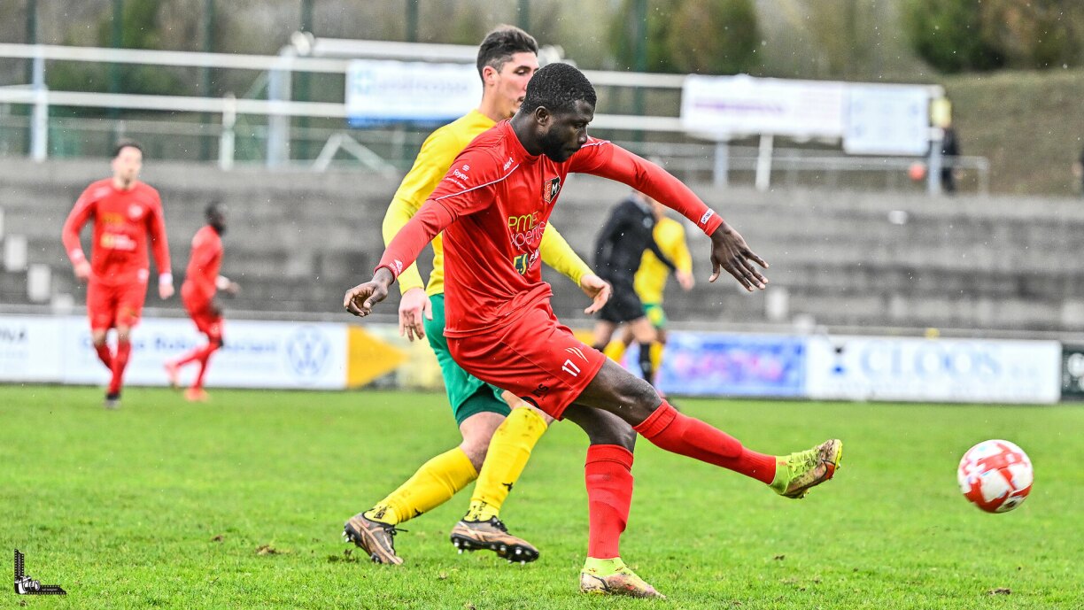 Amdy Konté, ici à la relance face à Schifflange, croit dur comme fer au maintien direct.