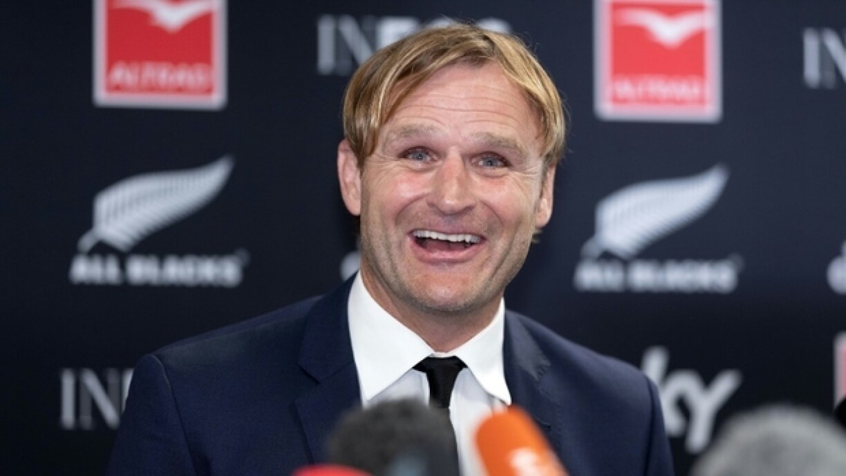 Le futur entraîneur des All Blacks, Scott Robertson, donne une conférence de presse le 21 mars 2023 à Wellington