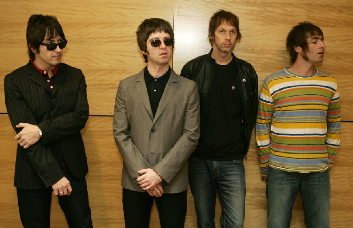 Oasis are performing together for the first time since 2009