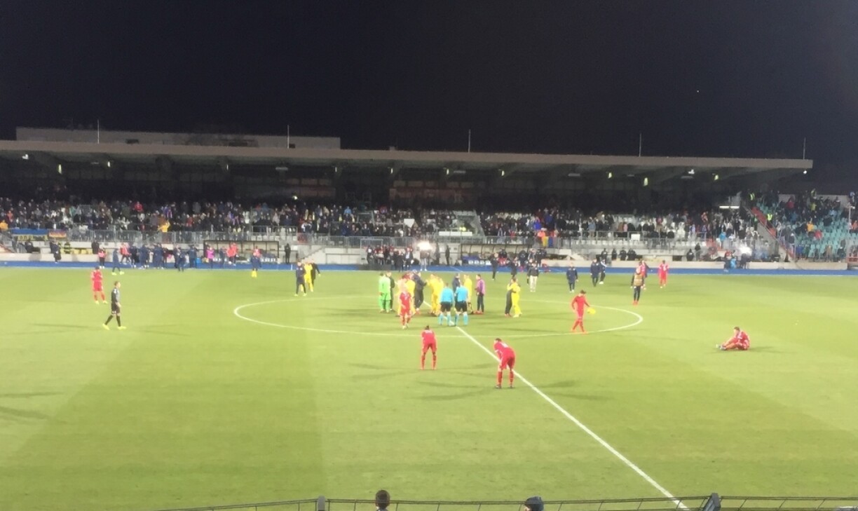 Batter Néierlag an der leschter Minutt duerch ee Selbstgol.