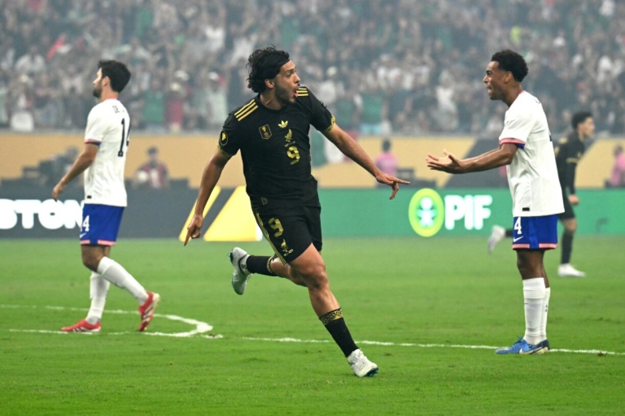 L'attaquant Raul Jimenez a égalisé face aux Etats-Unis en finale de la Gold Cup le 6 juillet 2025 à Houston