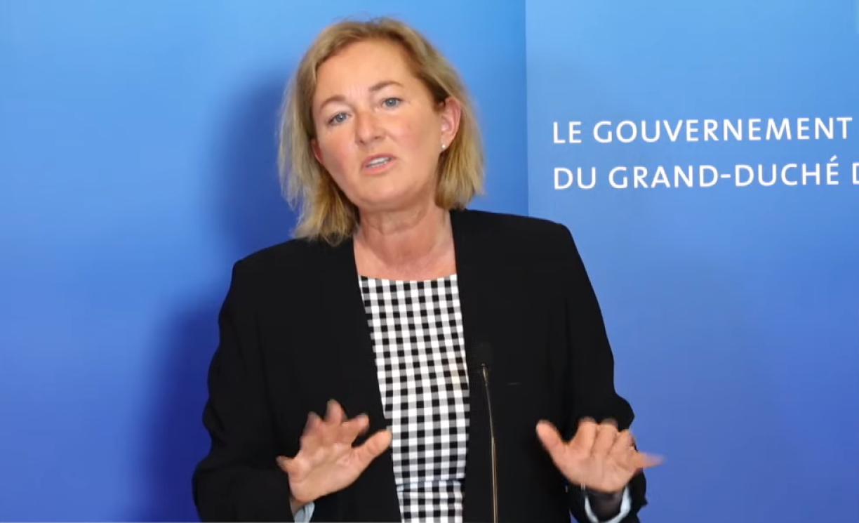 La ministre de la Santé a rappelé l'importance des gestes barrières.