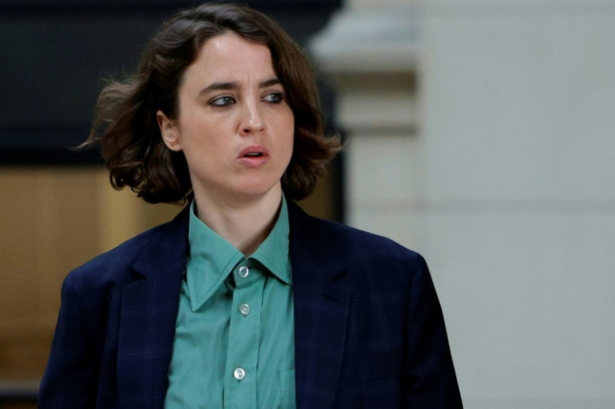 L'actrice Adèle Haenel arrive au palais de justice de Paris pour le procès en appel du réalisateur Christophe Ruggia, accusé d'agression sexuelle sur sa personne alors qu'elle avait moins de 15 ans, le 23 janvier 2026
