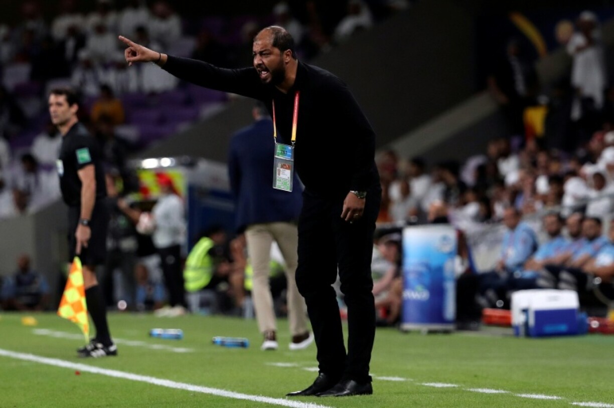 Renaissance Berkane coach Mouin Chaabani issues instructions.