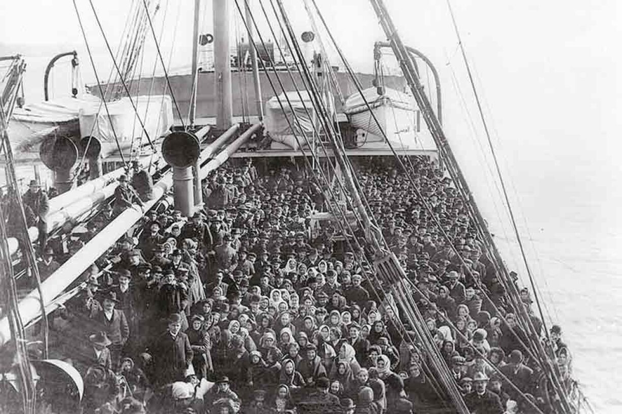 L'immigration italienne vers les Etats-Unis par Edwin Levick en 1906.