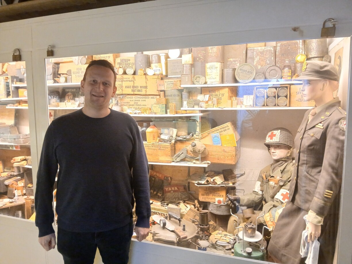 De Philippe Victor am Dikrecher Militärmusée. Wärend der Ardennenoffensiv ware Fraen an der amerikanescher Arméi virun allem als Infirmièren aktiv.