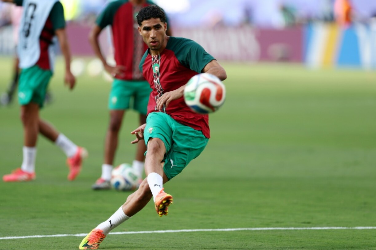 Achraf Hakimi à l'échauffement avant le match du Maroc contre le Brésil, le 13 juin 2026 à East Rutherford