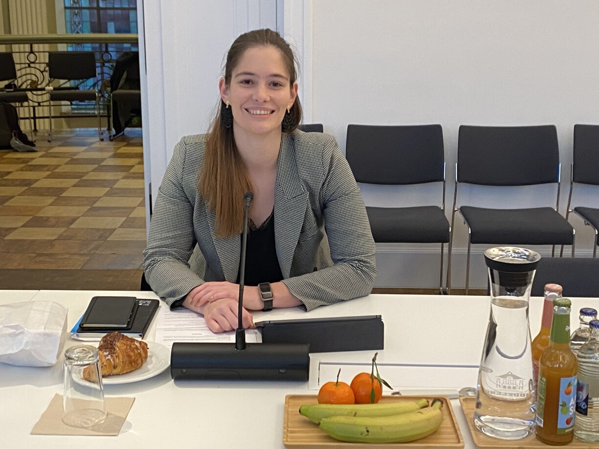 D'Françoise Kemp am Gemengeconseil zu Diddeleng.