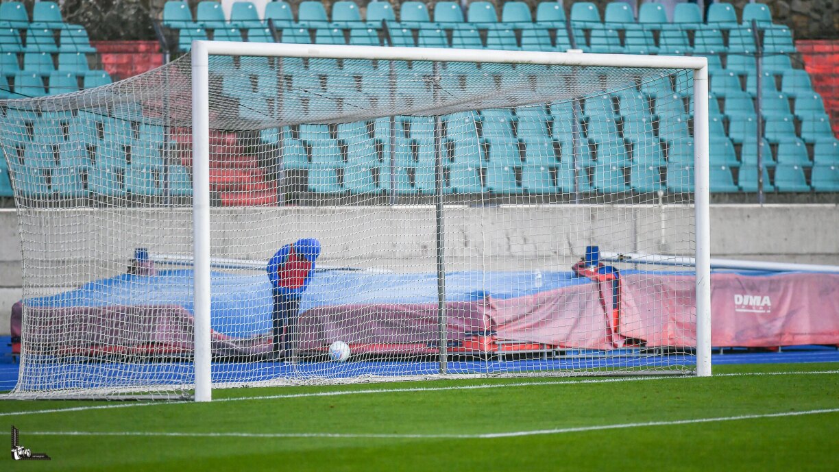 Légende : Le Stade Josy Barthel va revivre le temps d’un match. Ou deux. Le Racing y a trouvé refuge pour accueillir l’Union Titus Pétange.