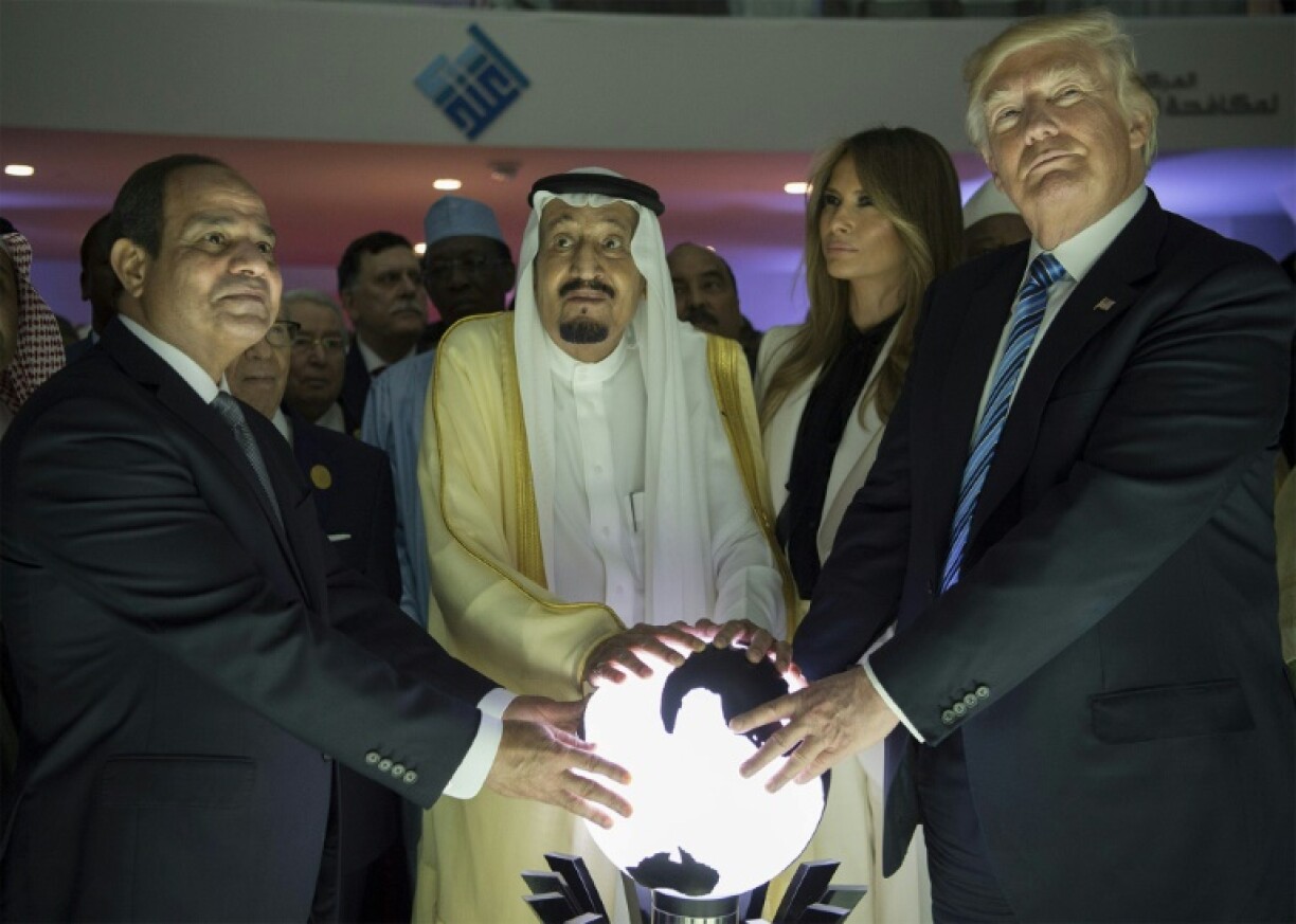 Egyptian President Abdel Fattah al-Sisi, Saudi Arabia's King Salman, Melania Trump and President Donald Trump in Riyadh in 2017