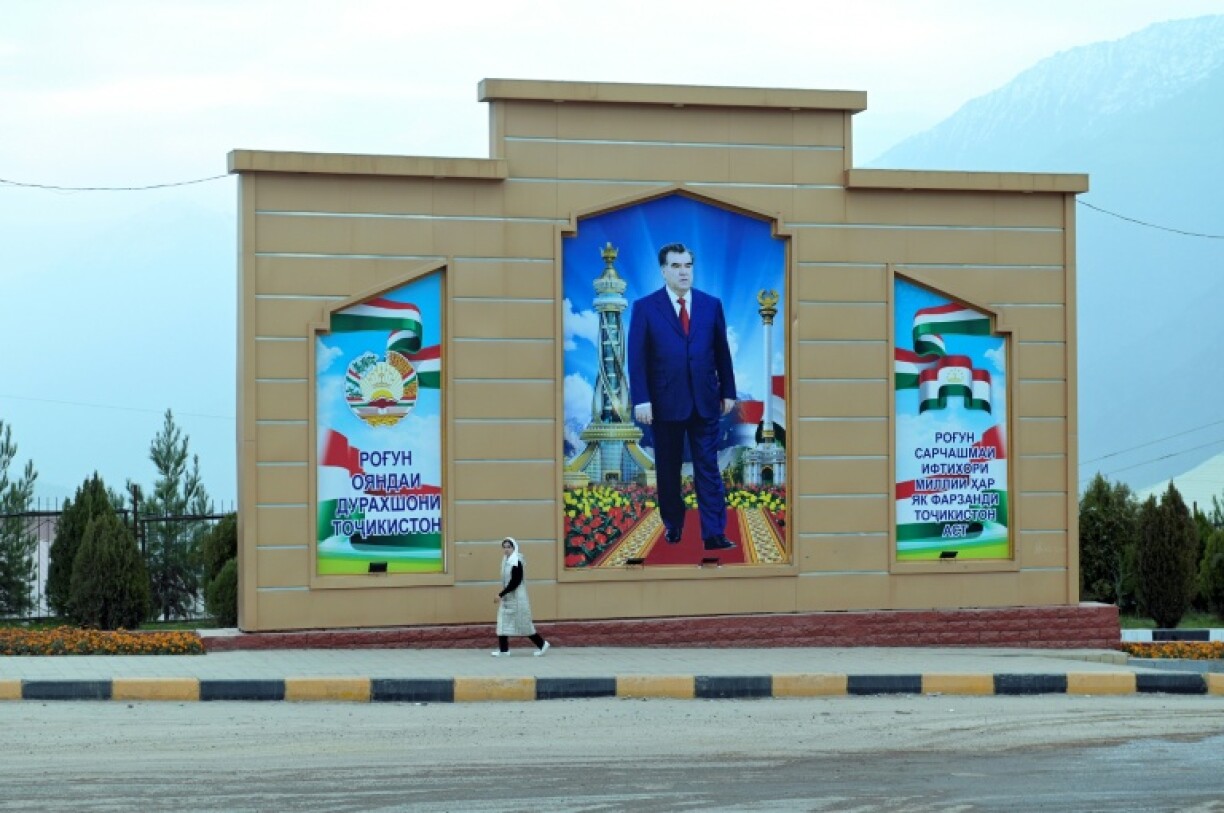 The Tajikistan regime has placed its hopes in a new giant dam to solve the country's electricity shortage