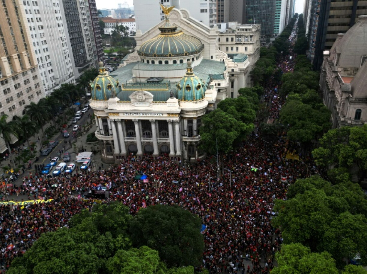 Protesters evoked life under Jair Bolsonaro, who was in office from 2019 to 2022 and is remembered for his handling of the pandemic, which claimed more than 700,000 lives in Brazil, the second-highest death toll in the world after the United States