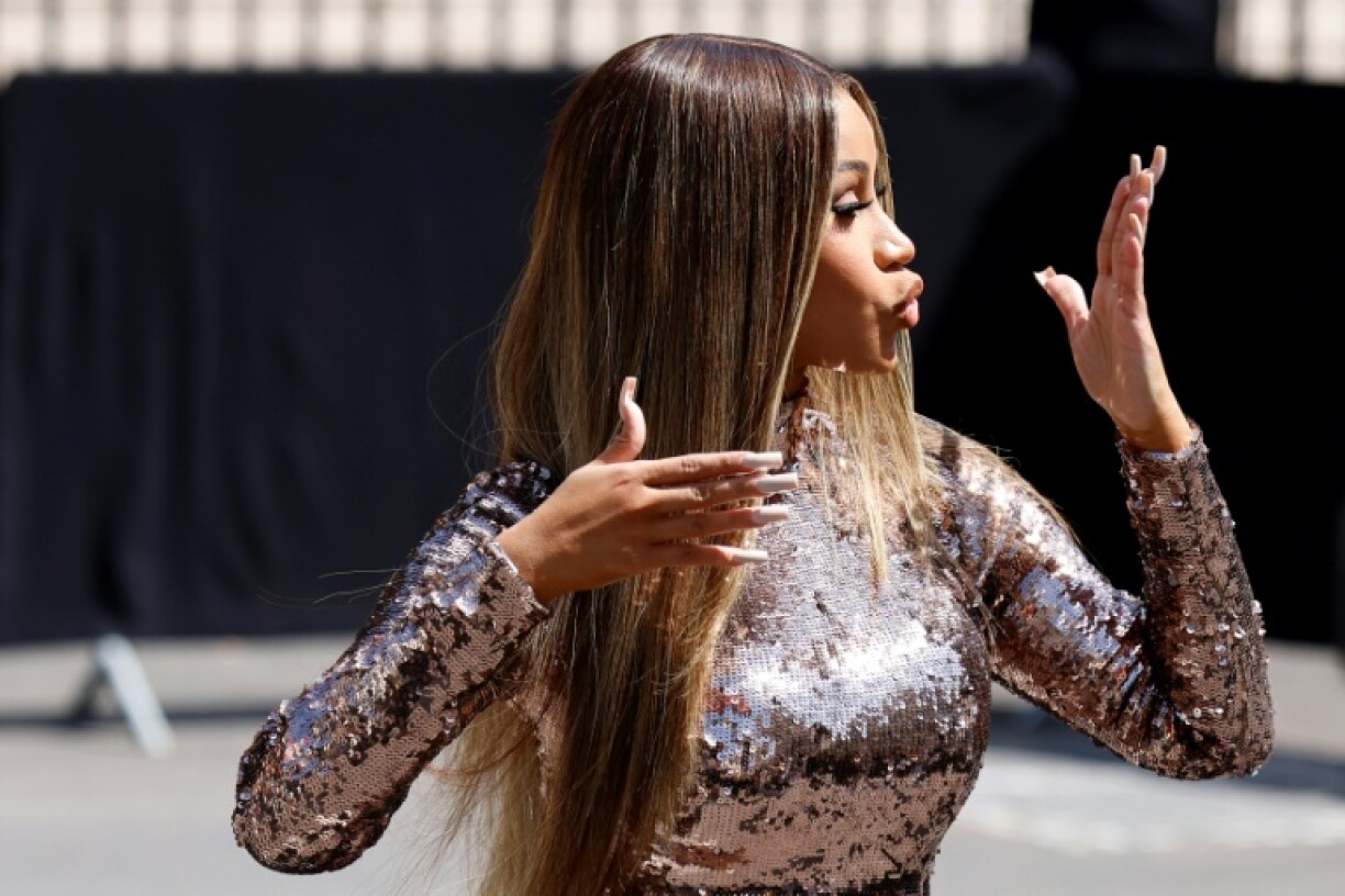 La rappeuse américaine Cardi B, lors du défilé Fendi de la Fashion Week à Paris, le 6 juillet 2023