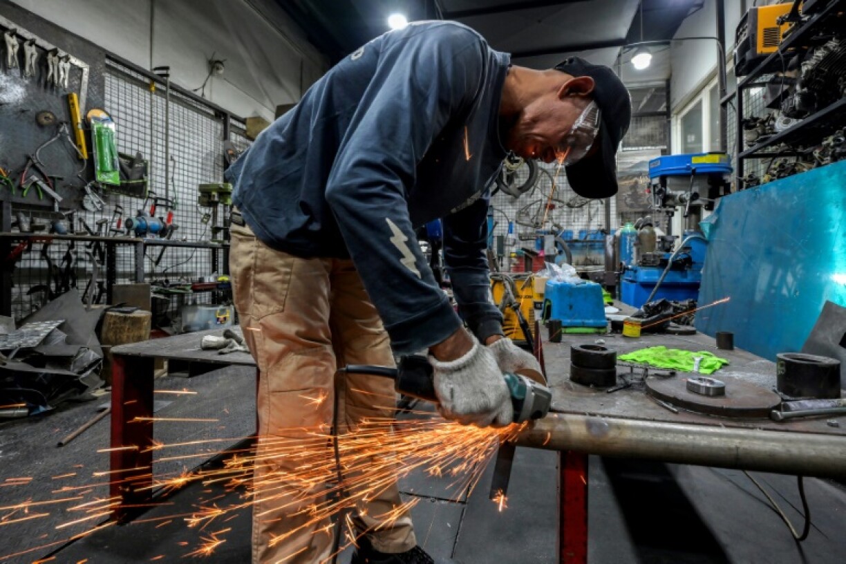 Indonesian firm Elders has converted and sold around 1,000 Vespas across the country