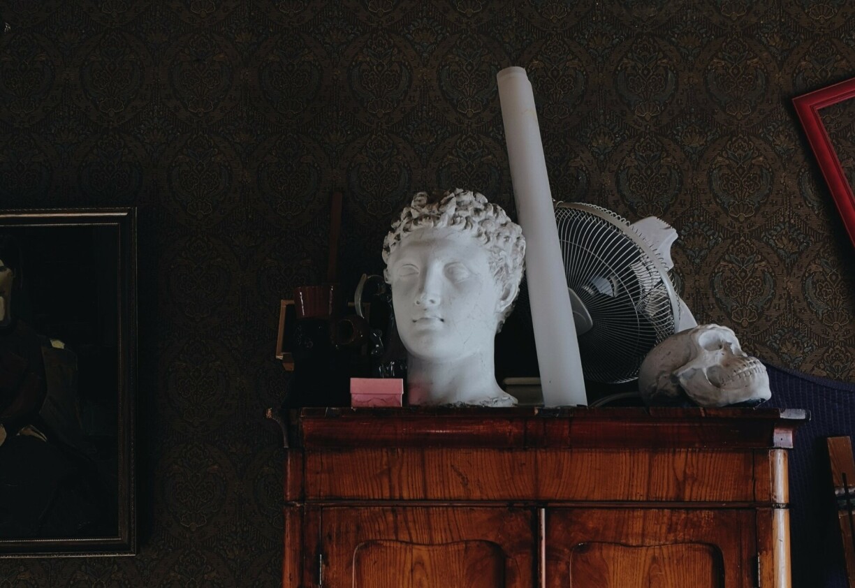 New Year's Eve is the perfect time to throw out the old and embrace the new, argues Charlotte de Vreeze-Nauta.