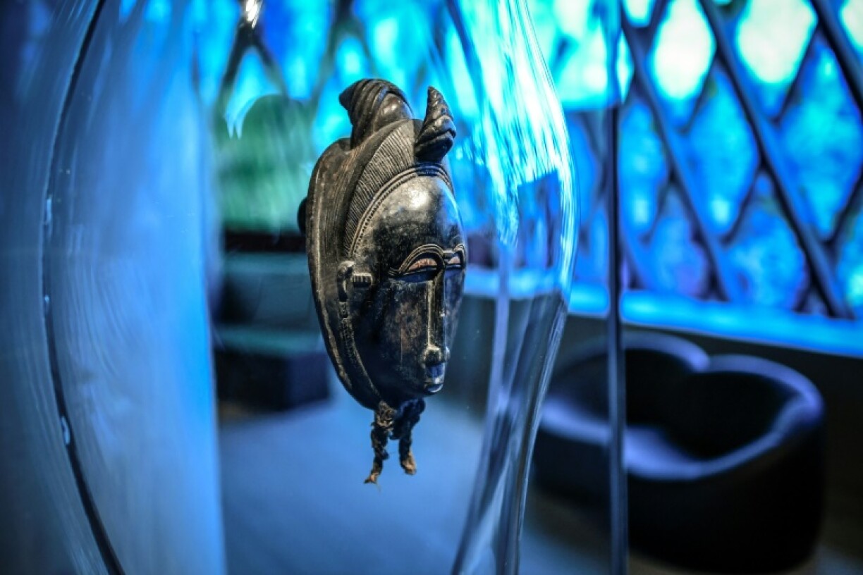 France holds several artefacts from Ivory Coast, like this mask at the Quai Branly museum in Paris