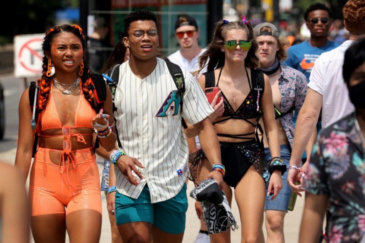 Les fans de musique arrivent, au premier jour du festival de musique de Lollapalooza, le 29 juillet 2021 à Chicago (Etats-Unis)