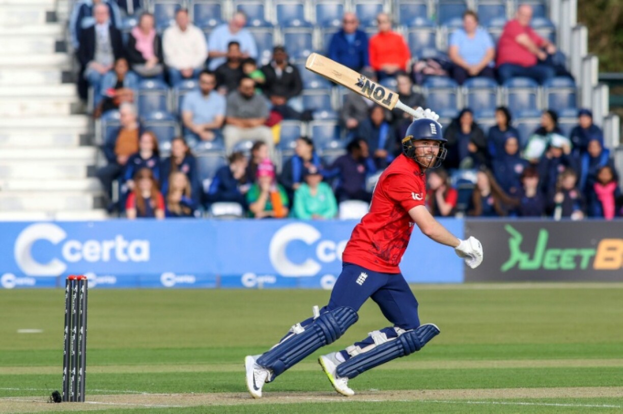 Phil Salt scored 89 in England's four-wicket win against Ireland in the first T20