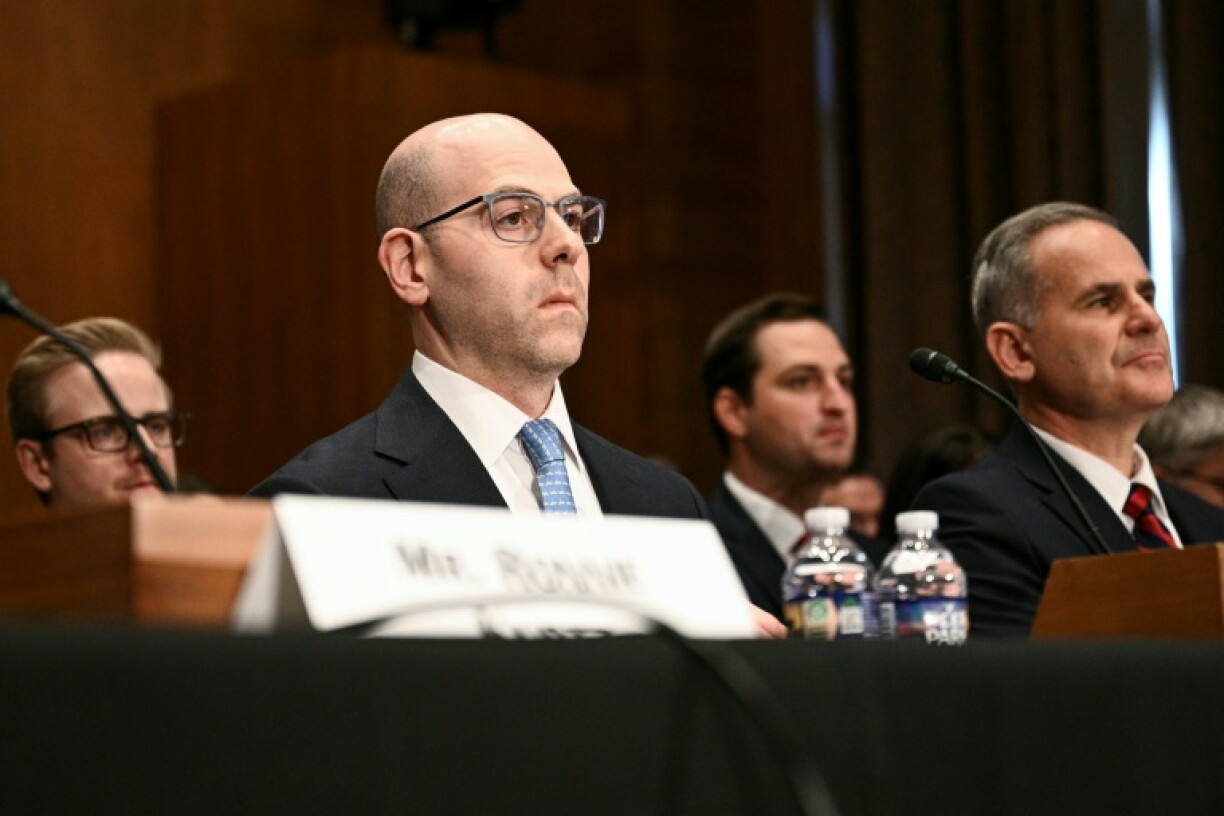 US Federal Reserve Governor Stephen Miran said leaving short-term interest rates about two-percentage points too tight brings risks to employment