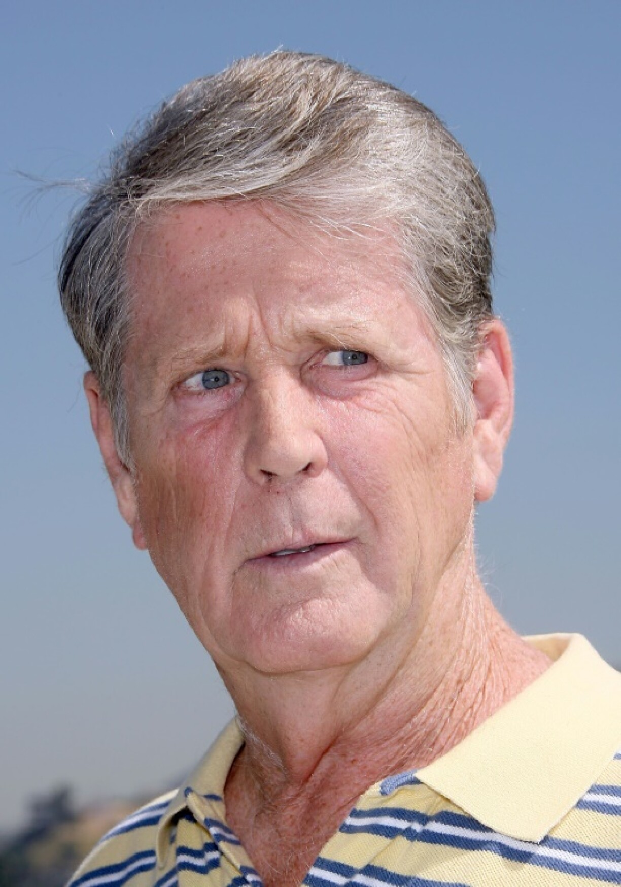 Brian Wilson, le cofondateur des Beach Boys, s'adresse aux médias lors d'une conférence de presse à Los Angeles, en Californie, le 19 mai 2008