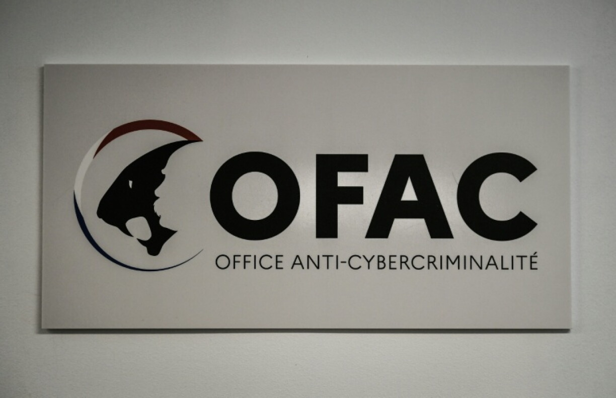 Un deuxième suspect, âgé de 16 ans, a été mis en examen à Paris dans le cadre de l'enquête sur le piratage du fisc,
