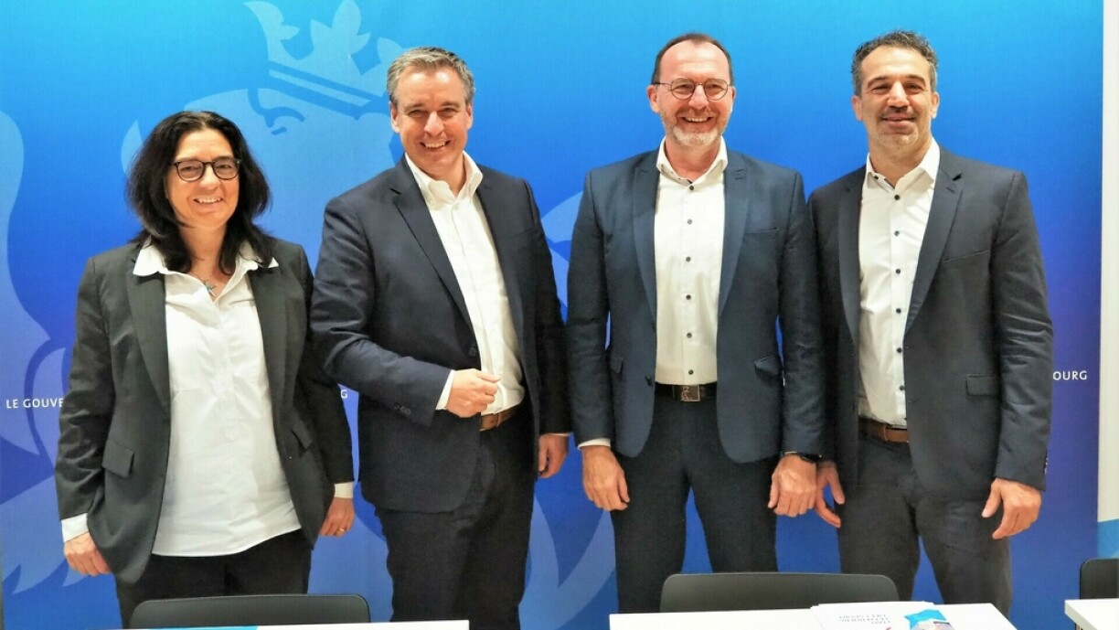 de g. à dr.) Claudine Muller, directrice du Lycée technique pour professions éducatives et sociales (LTPES) ; Claude Meisch, ministre de l’Éducation nationale, de l’Enfance et de la Jeunesse ; Georges Engel, ministre des Sports ; Charles Stelmes, directeur de l'École nationale de l’éducation physique et des sports (ENEPS)