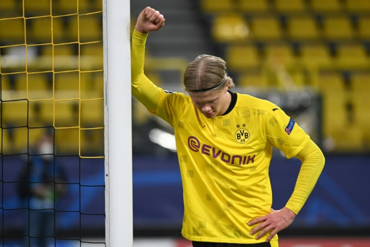 La déception de l’attaquant norvégien de Dortmund, Erling Braut Haaland, après l'élimination de son club par Manchester City, à la fin du quart de finale retour de la Ligue des Champions, le 14 avril 2021 à Dortmund