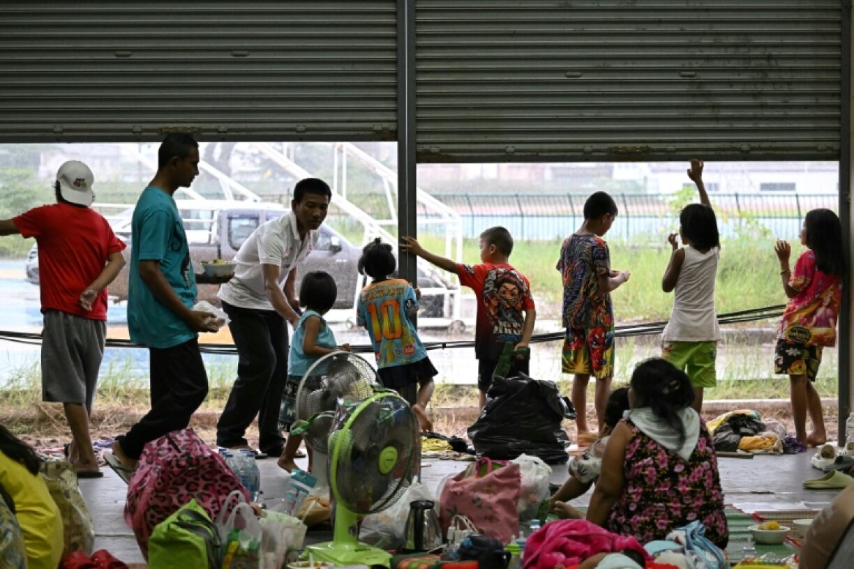 Nearly 300,000 people have fled as the two sides battled over long-disputed areas