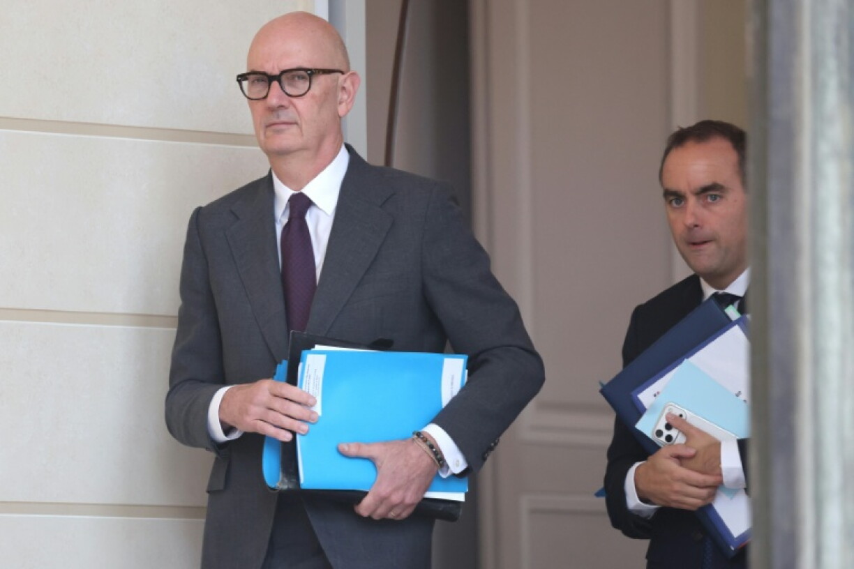 The 2027 budget bill is to be examined in parliament in coming weeks