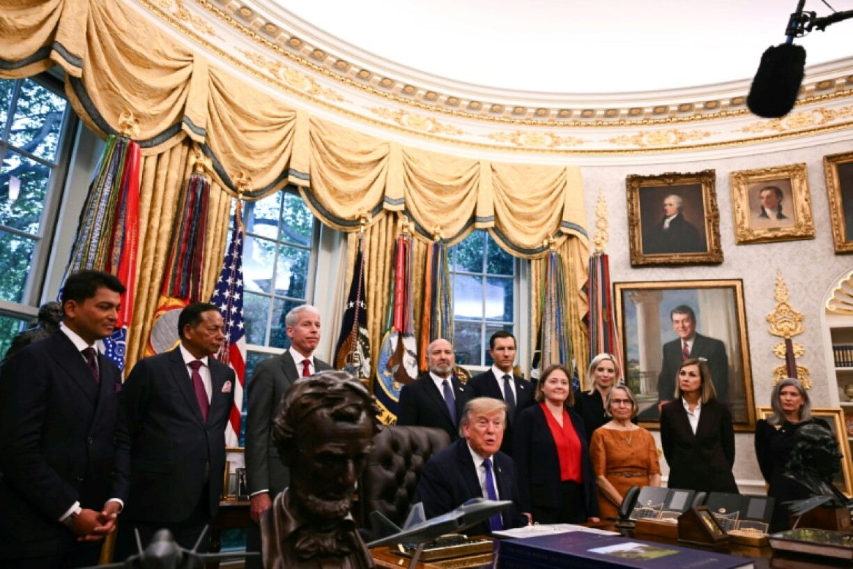 US President Donald Trump makes an announcement on steel in the Oval Office