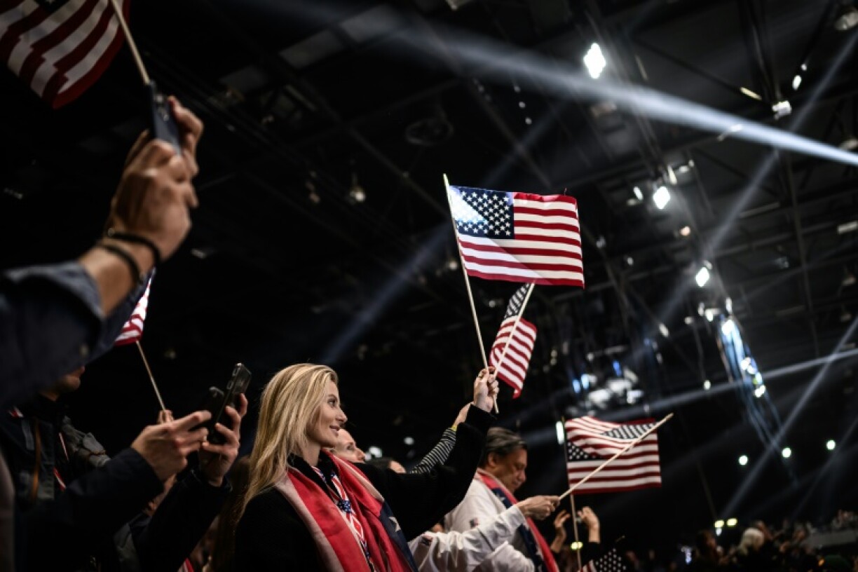 Des supporters de l'équipe américaine au Bocuse d'or, à Chassieu (Rhône), le 23 janvier 2023